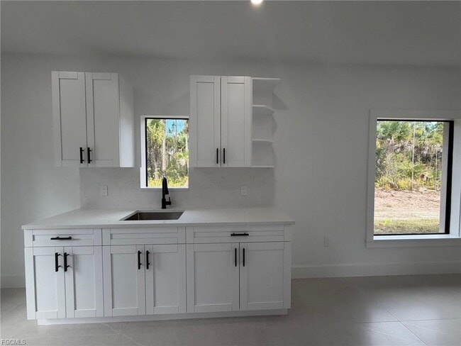 Building Photo - 4141 Everglades Blvd N