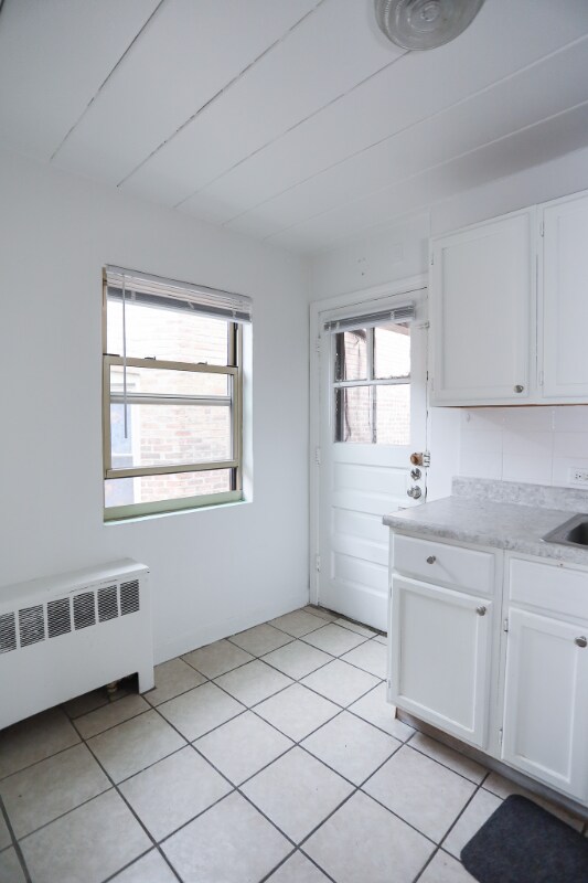 Foto del edificio - 5649 N Christiana Ave