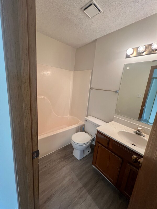 Foto del edificio - 5946 Crossfield Dr