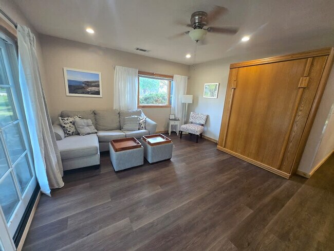 Foto del edificio - 1207 Shahan Prairie Rd