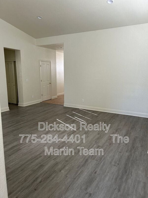 Foto del edificio - 3971 Whispering Wind Dr