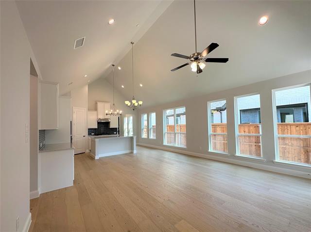 Foto del edificio - 15621 Fringe Tree Rd
