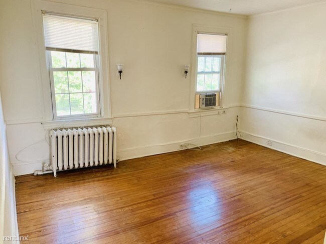 Building Photo - 1700 Edmondson Ave