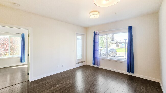 Building Photo - 4 Sage Hill Terrace NW