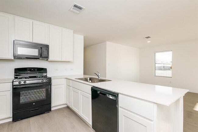 Building Photo - 9600 NW 125th St