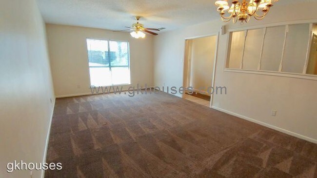 Building Photo - 4 br, 2 bath House - 1319 Northpoint Cr