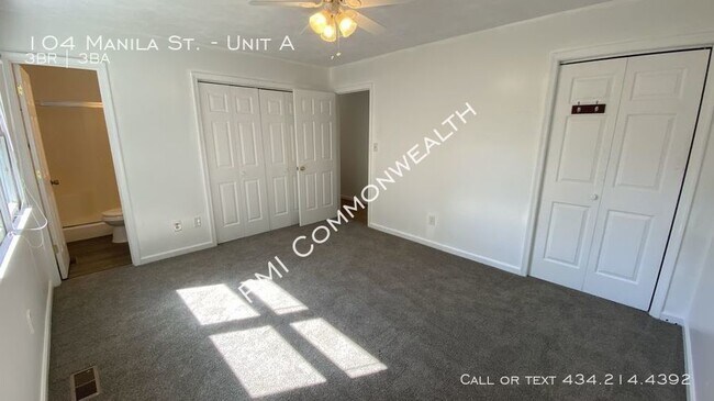 Building Photo - 3 Bed / 2.5 Bath Duplex (Available Now)