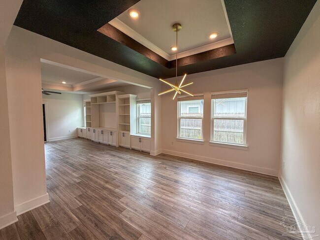 Foto del edificio - 6169 Jenks Dr