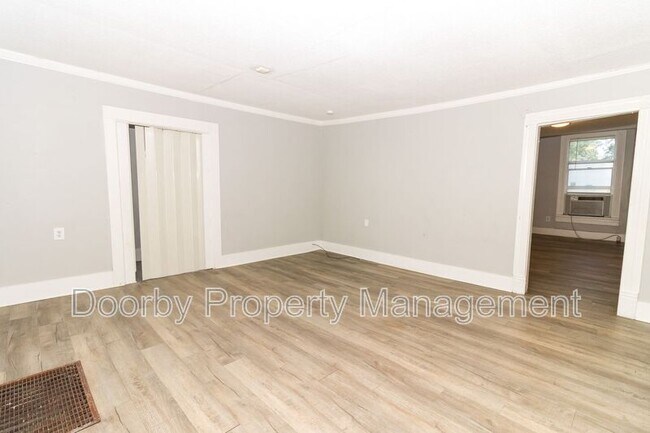 Foto del edificio - 2901 E 47th St