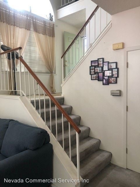 Building Photo - 2 br, 2.5 bath House - 4324 Leeward Lane