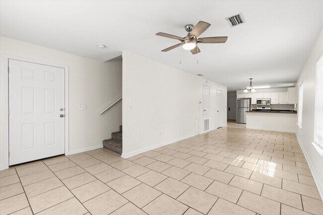 Foto del edificio - 735 Putnam Dr