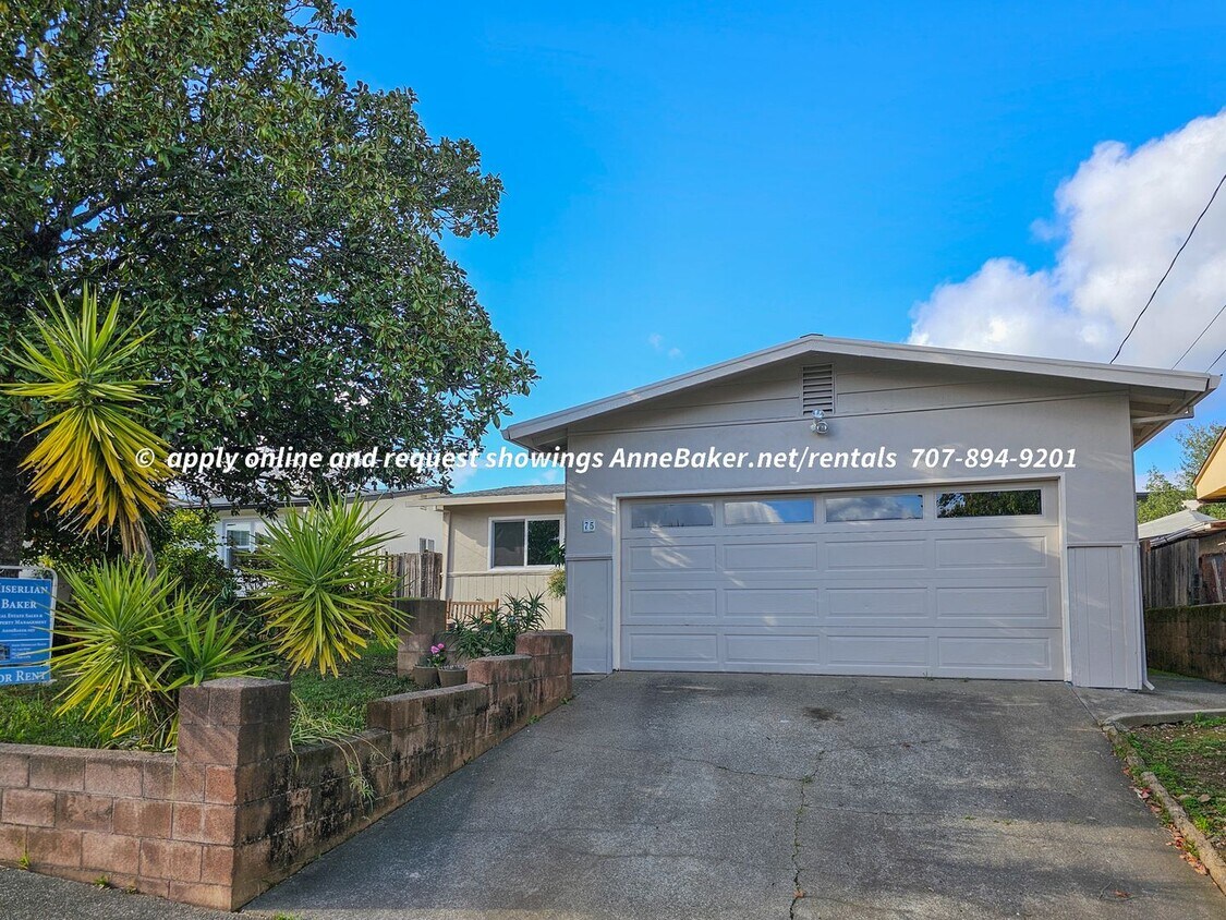 Available Now Newly Remodeled Cloverdale... House Rental in