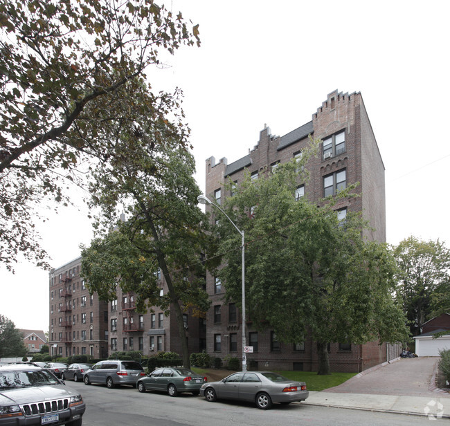 Building Photo - 83-84 116th St