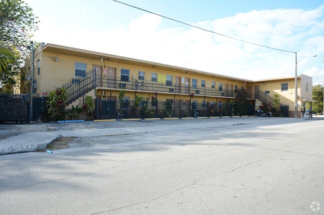 Foto del edificio - Island In The Cove