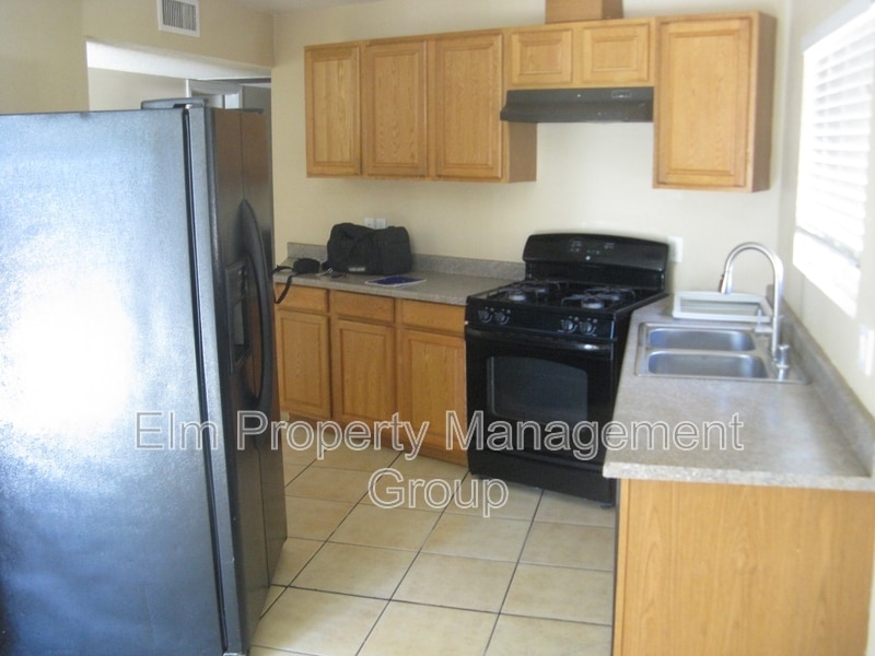 Foto del edificio - 6207 Craigmont Ave