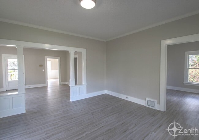 Photo - 315 W 27th St Apartment
