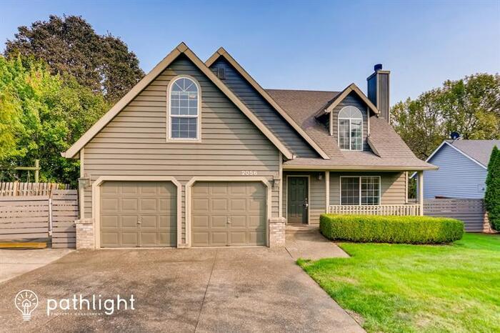 Foto principal - 2056 NE Coburn Dr, McMinnville, OR, 97128