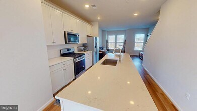 Building Photo - 3485 Cormorant Dr