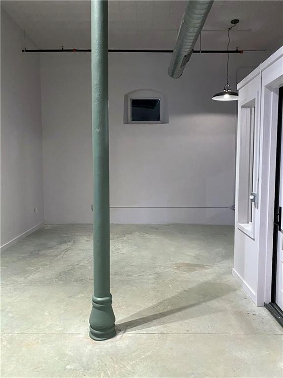 Foto del edificio - 110 N Main St