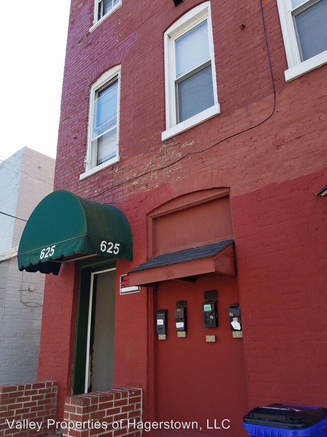 Building Photo - 625 W Washington St