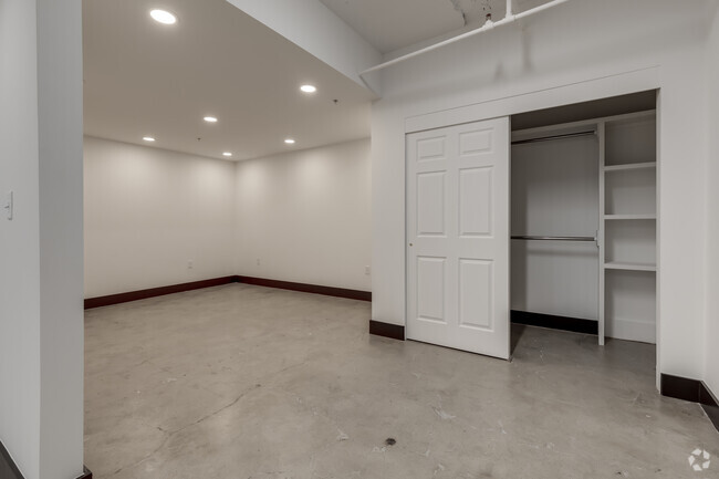 Spacious Bedroom - Vandever Lofts