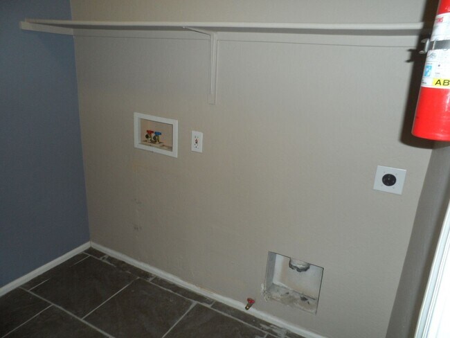 Building Photo - Perfect Open Layout Home in Rancho Garbriela