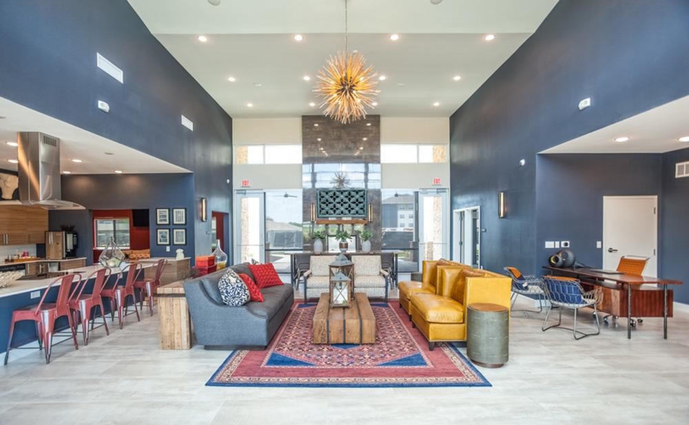 Foto principal - 5360 North Summit Street
