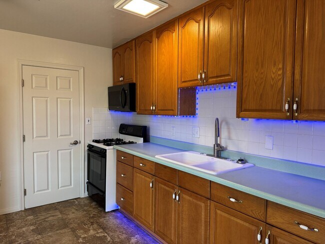 Building Photo - 6808 Missy Ct