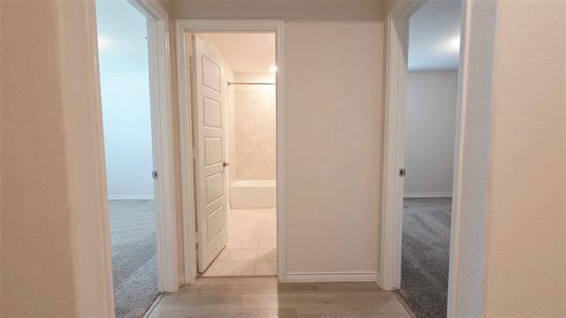 Foto del edificio - 266 Canyon Crest Way