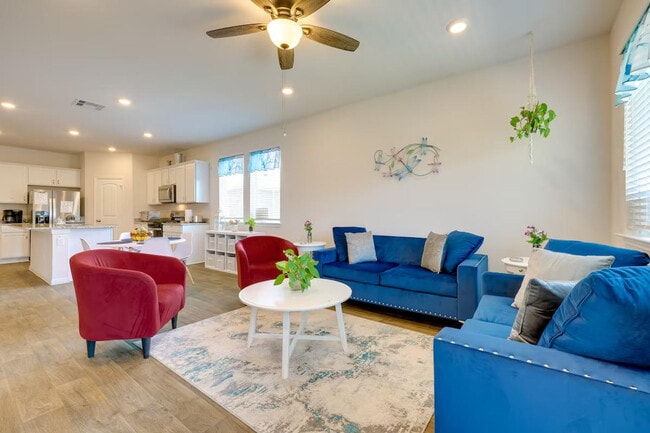 Foto del edificio - 145 Greenbelt Reservoir Pass