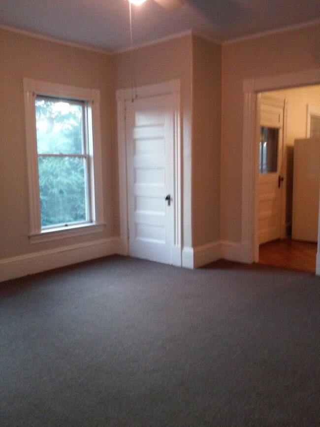 Living Room - 8 Bailey Ave