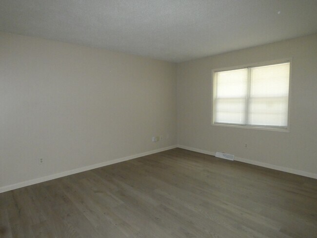 Foto del edificio - 5228 N Richmond Ave