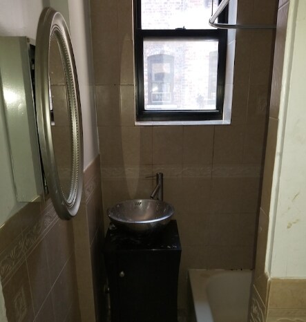 Bathroom - 188 Claremont Ave