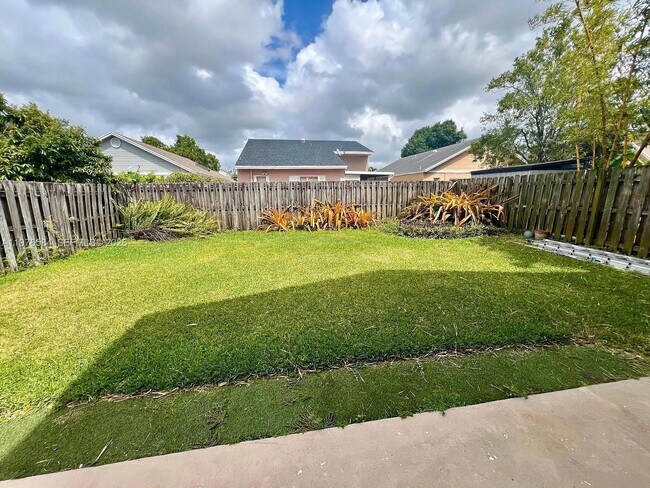 Foto del edificio - 274 SW 159th Terrace