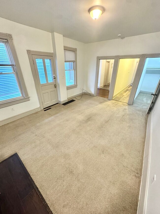 Foto del edificio - 1319 Northampton St