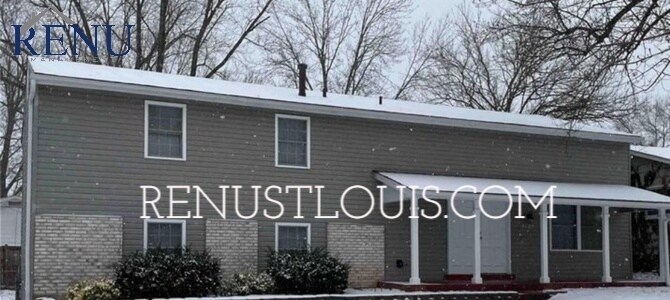 Primary Photo - 4 BEDROOM 2.5 BATHS
