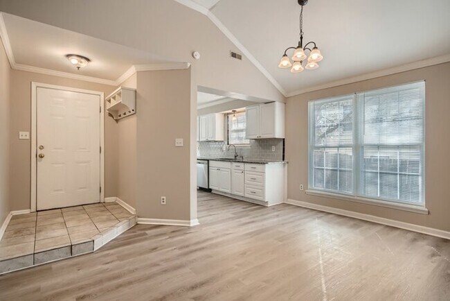 8913 Vicksburg Road, Charlotte, NC, 28227 photo'