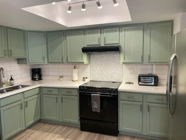 Photo - 8101 N 33rd Dr Apartment