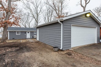 Building Photo - 42076 N East Rd