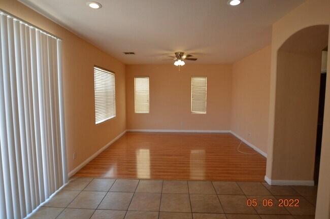 Building Photo - 4819 Donna St