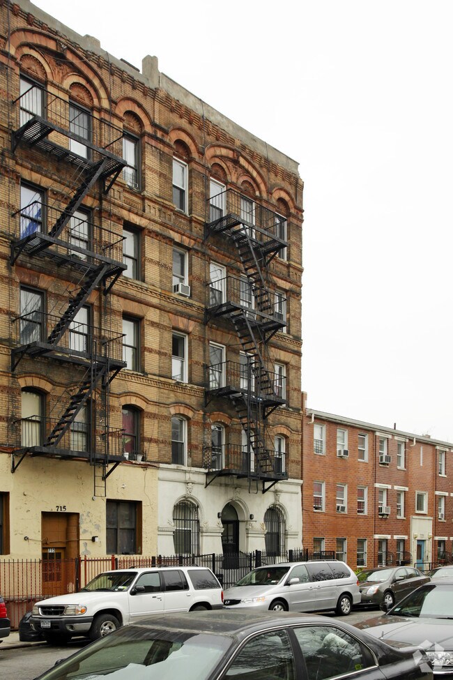 717 E 5th St - 717 S. S. REALTY, LLC