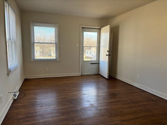 Foto del edificio - 1517 Boone St