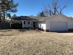 Building Photo - 830 Douglas Dr