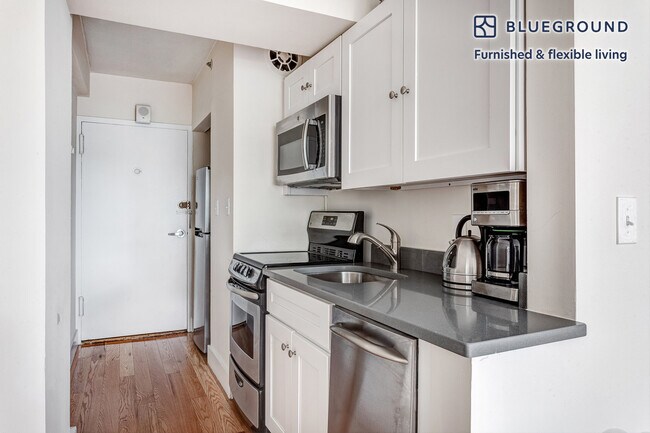 Foto del edificio - 1440 Beacon St