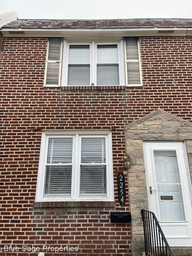 3 br, 1 bath House 2254 S Harwood Ave House for Rent in Upper Darby