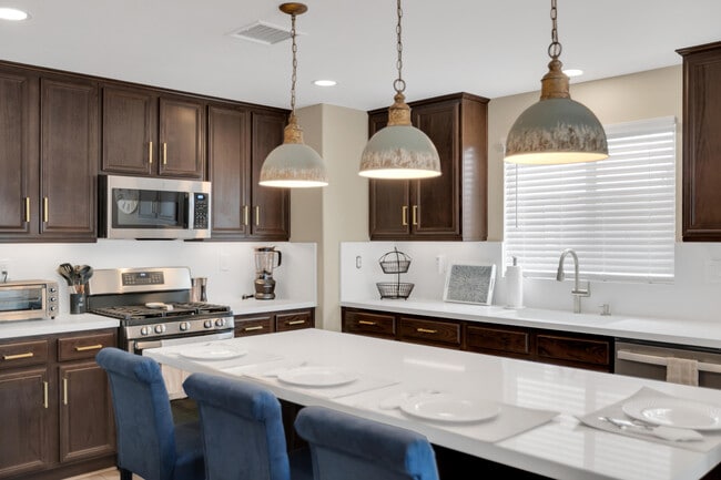 Building Photo - 84131 Azzura Way