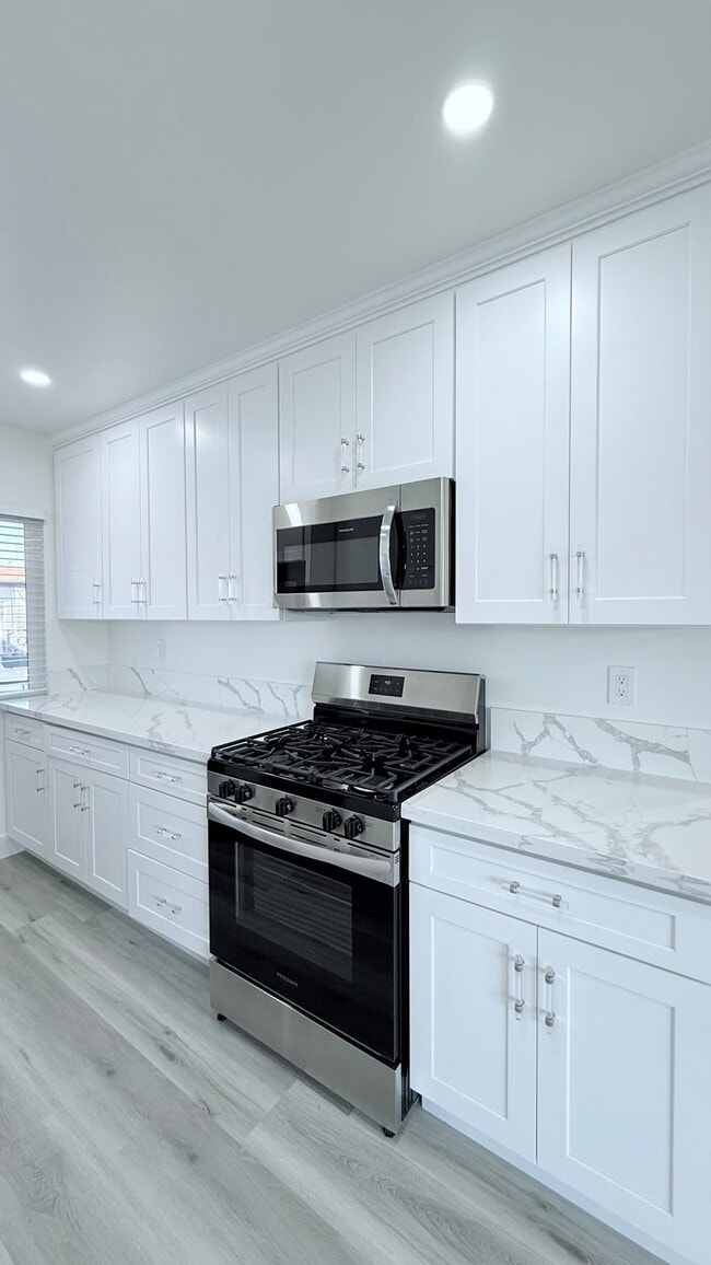 Building Photo - 3919 Ursula Avenue