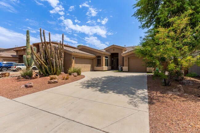 Foto del edificio - 3 Bedroom with Den in Chandler