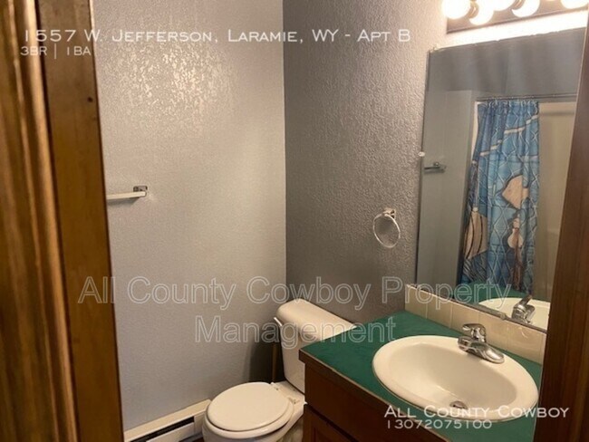 Foto del edificio - 1557 W Jefferson St
