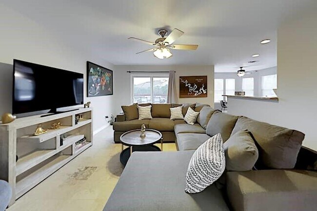 Foto del edificio - 21703 Bluejay Blvd